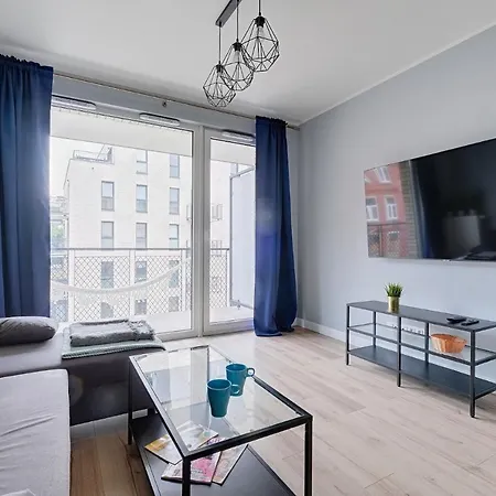2br Apt Strzelecka 24 With Balcony
